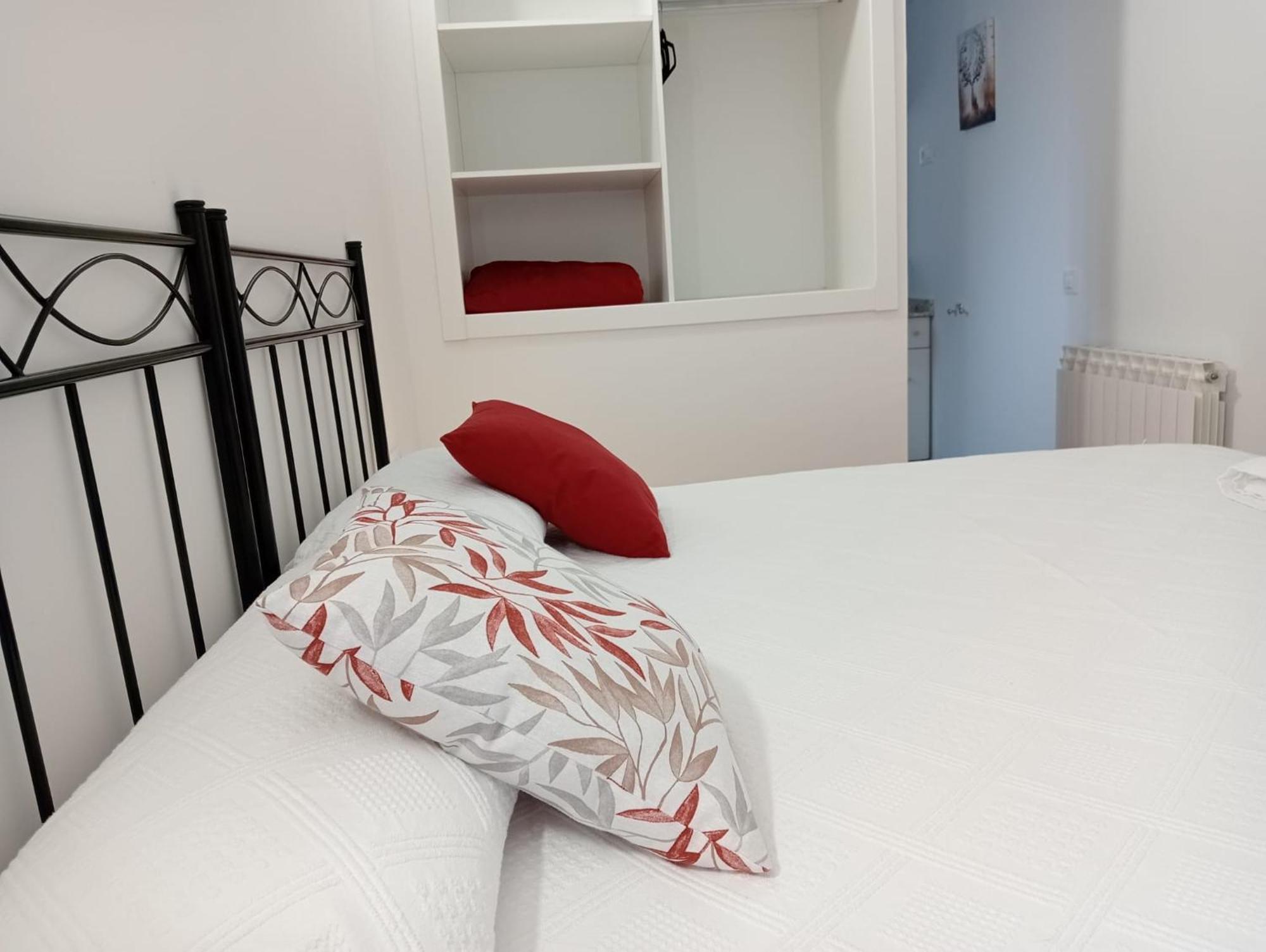 Apartamentos La Piedra En Pleno Centro Historico Con Dos Dormitorios Y Dos Banos Nájera Kültér fotó