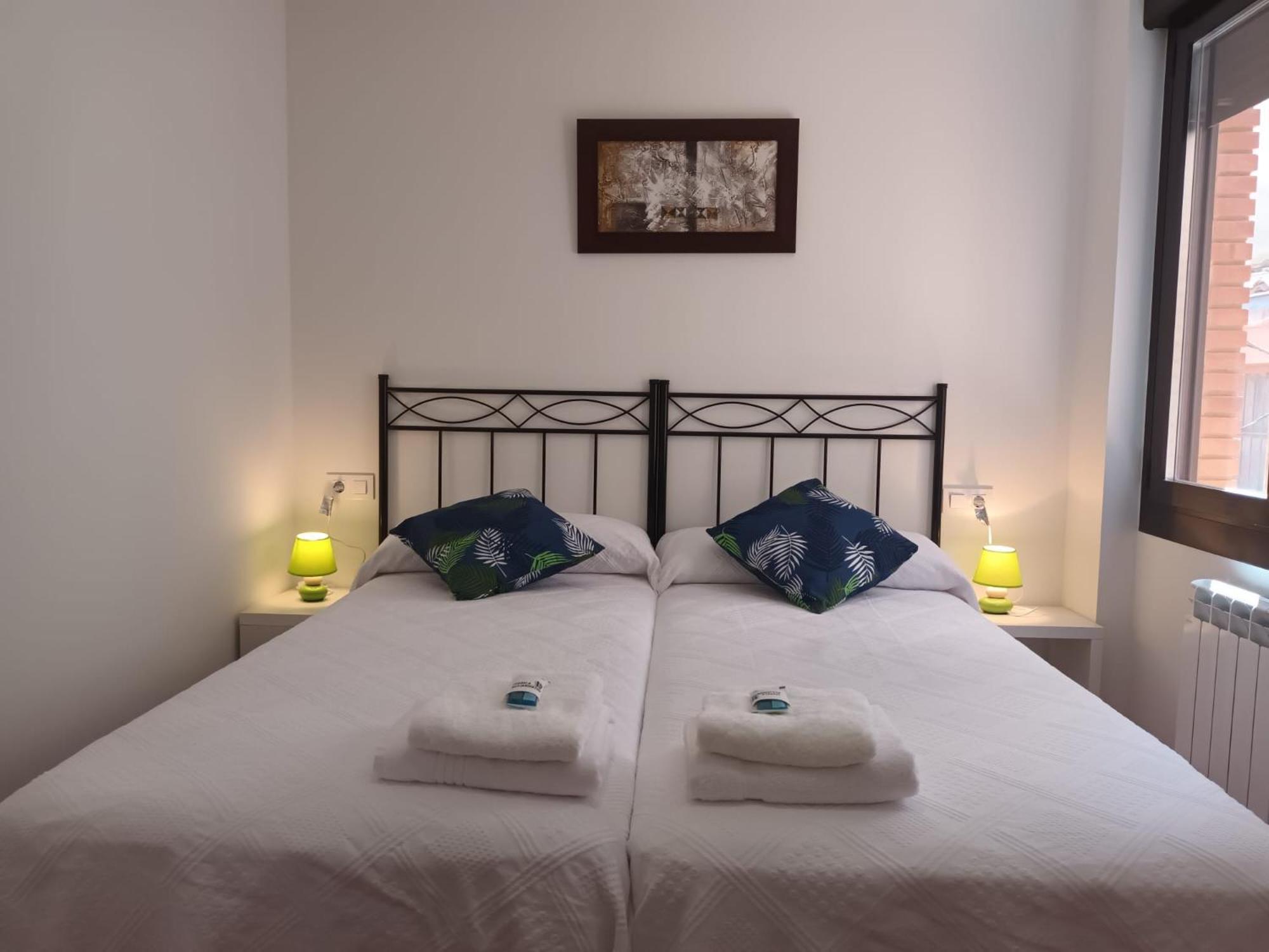Apartamentos La Piedra En Pleno Centro Historico Con Dos Dormitorios Y Dos Banos Nájera Kültér fotó