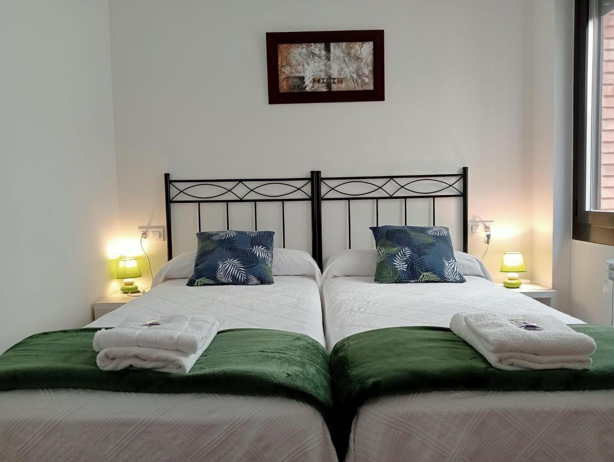 Apartamentos La Piedra En Pleno Centro Historico Con Dos Dormitorios Y Dos Banos Nájera Kültér fotó